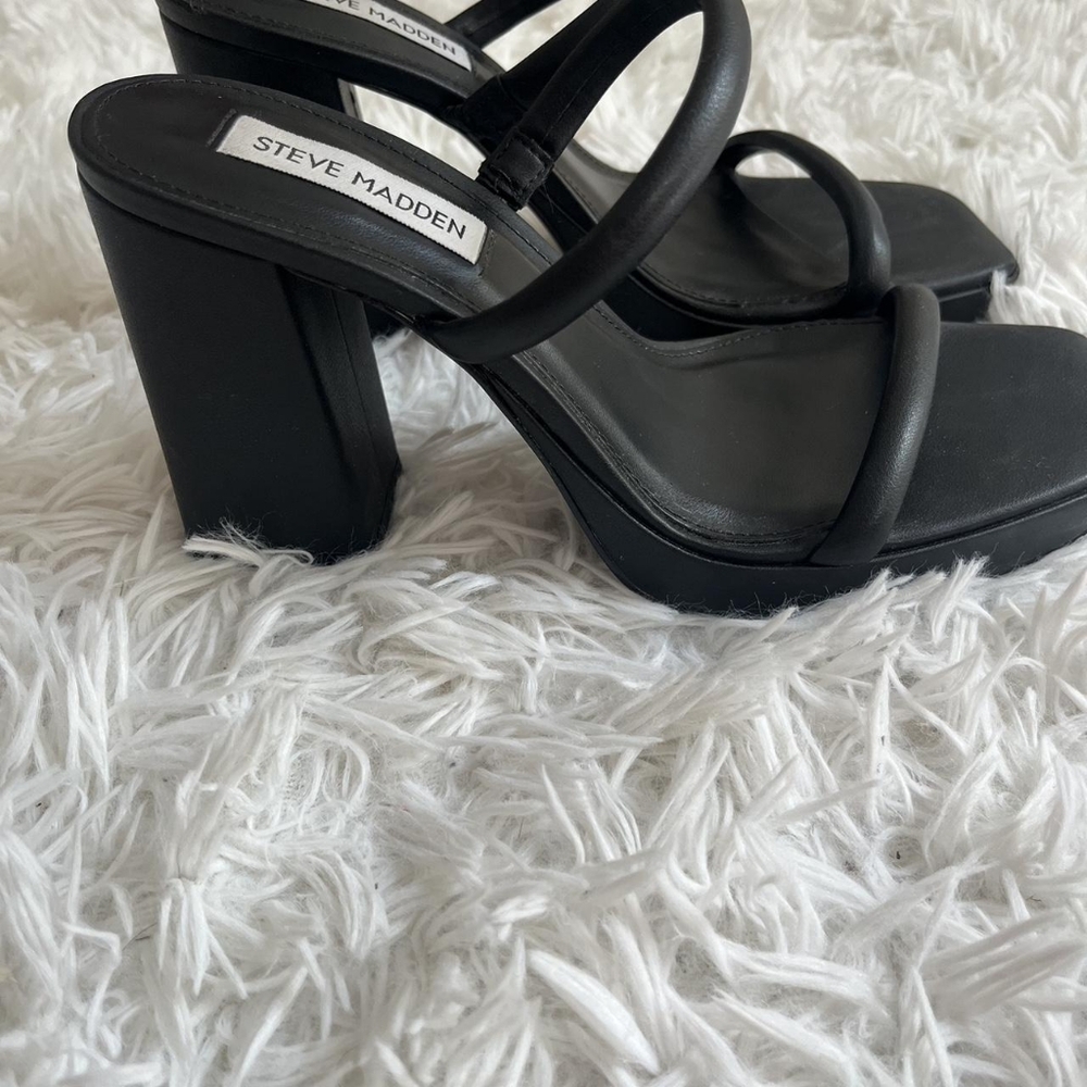 Steve Madden Sandals